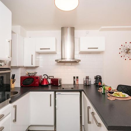 City Centre Posh Parlour Gated Parking 1Bed Wifi 킹스턴어폰헐 외부 사진