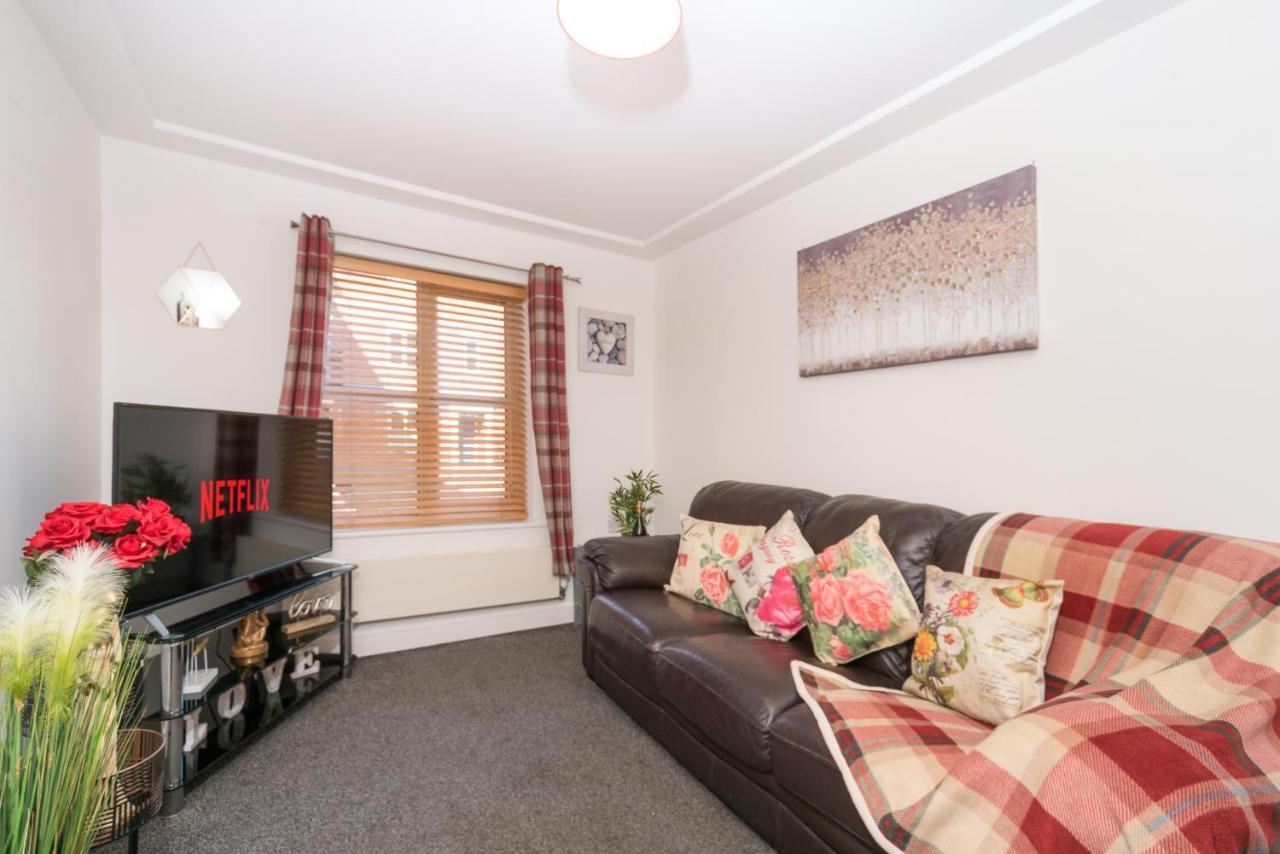 City Centre Posh Parlour Gated Parking 1Bed Wifi 킹스턴어폰헐 외부 사진