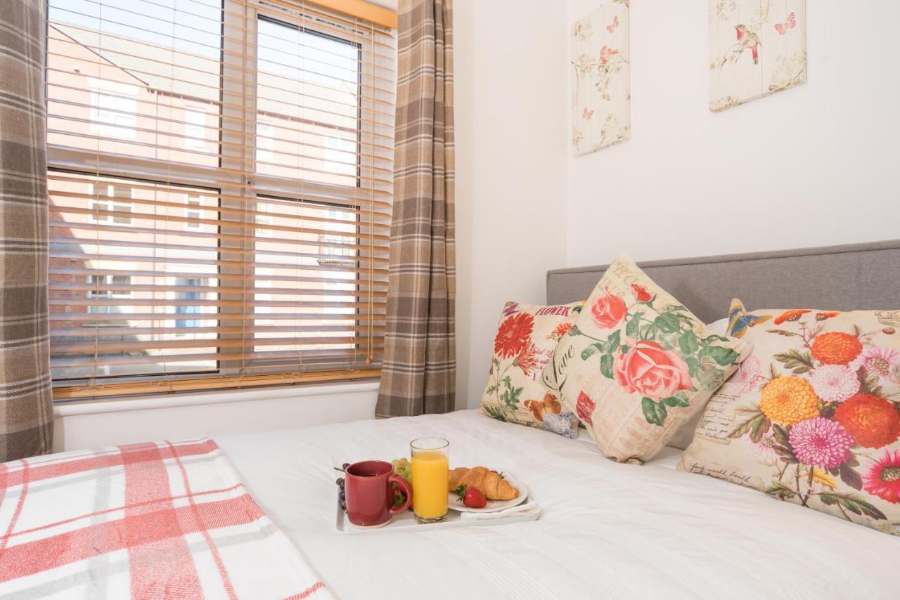 City Centre Posh Parlour Gated Parking 1Bed Wifi 킹스턴어폰헐 외부 사진
